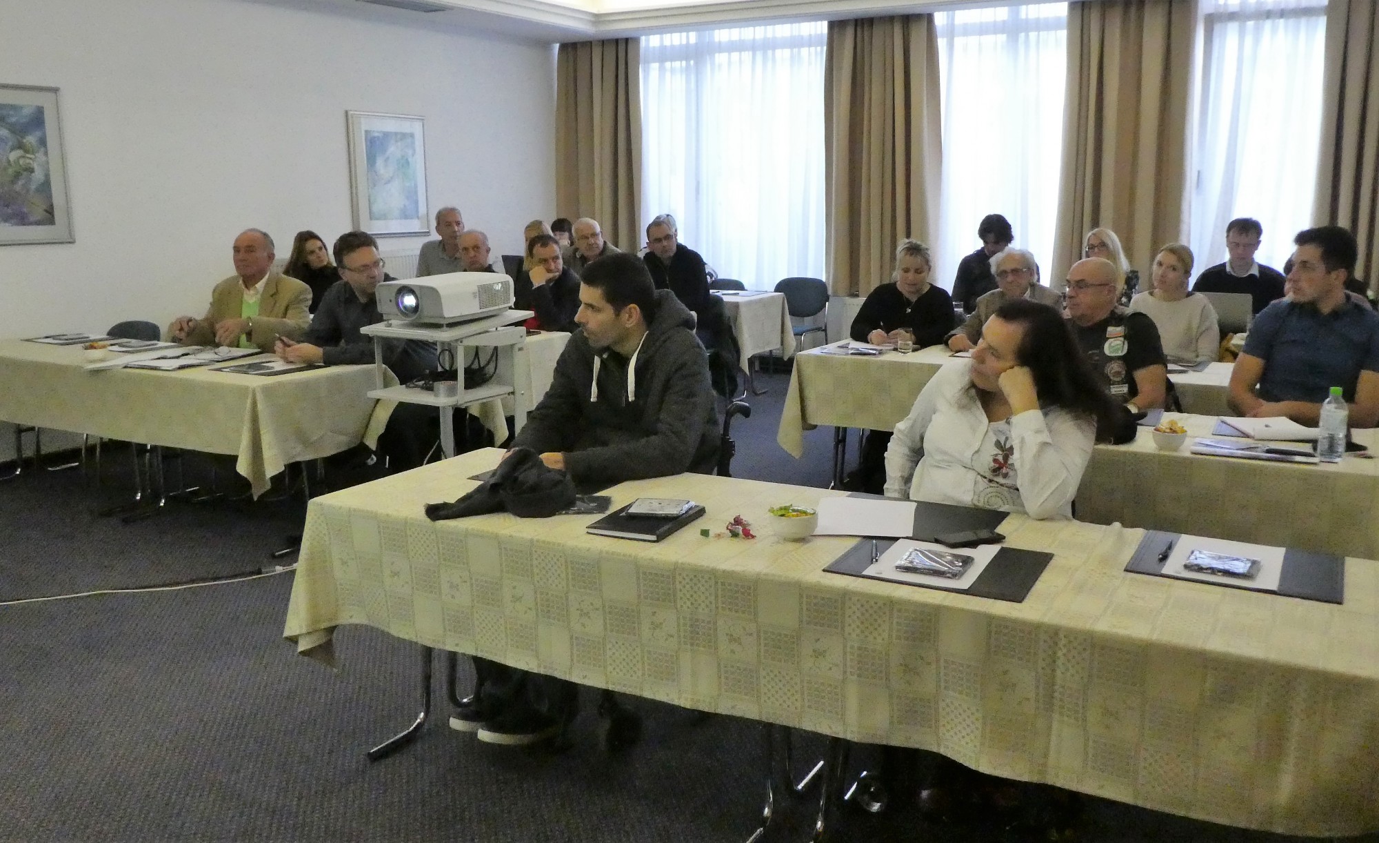 Posvet nevladnih organizacij s področja varnosti cestnega prometa