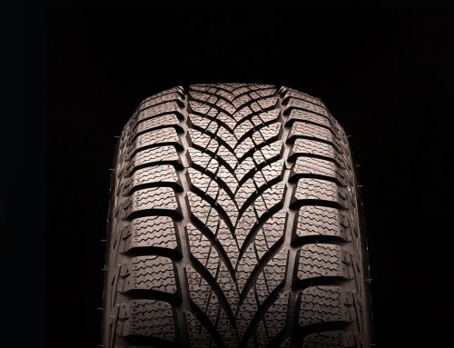 Z menjavo zimskih pnevmatik ne gre hiteti, kljub temu, da od danes niso več obvezne