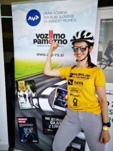 Finalistka s čelado