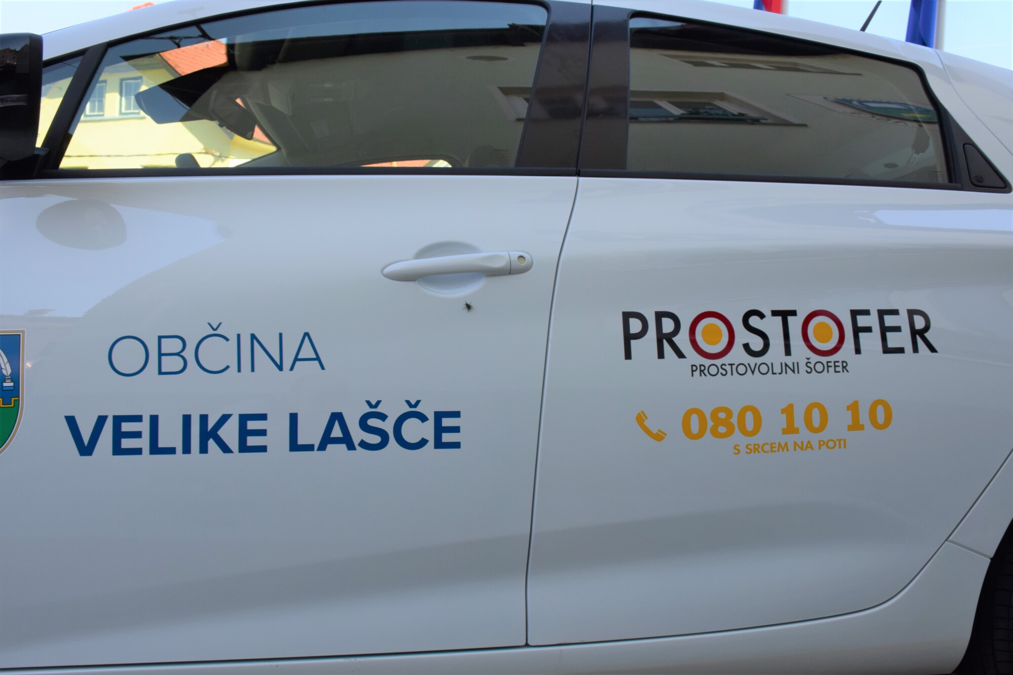 velike lašče vozilo