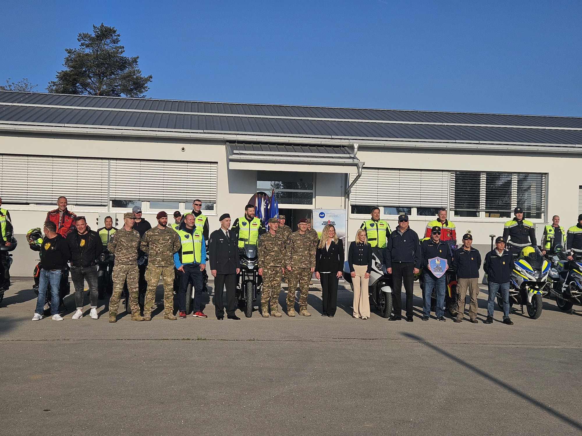 Povezujemo motoriste: znanje, izkušnje in sodelovanje za večjo varnost