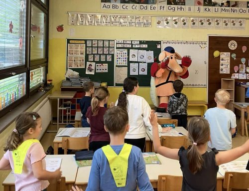 Pasavček razveselil učence na Jesenicah in v Ljubljani