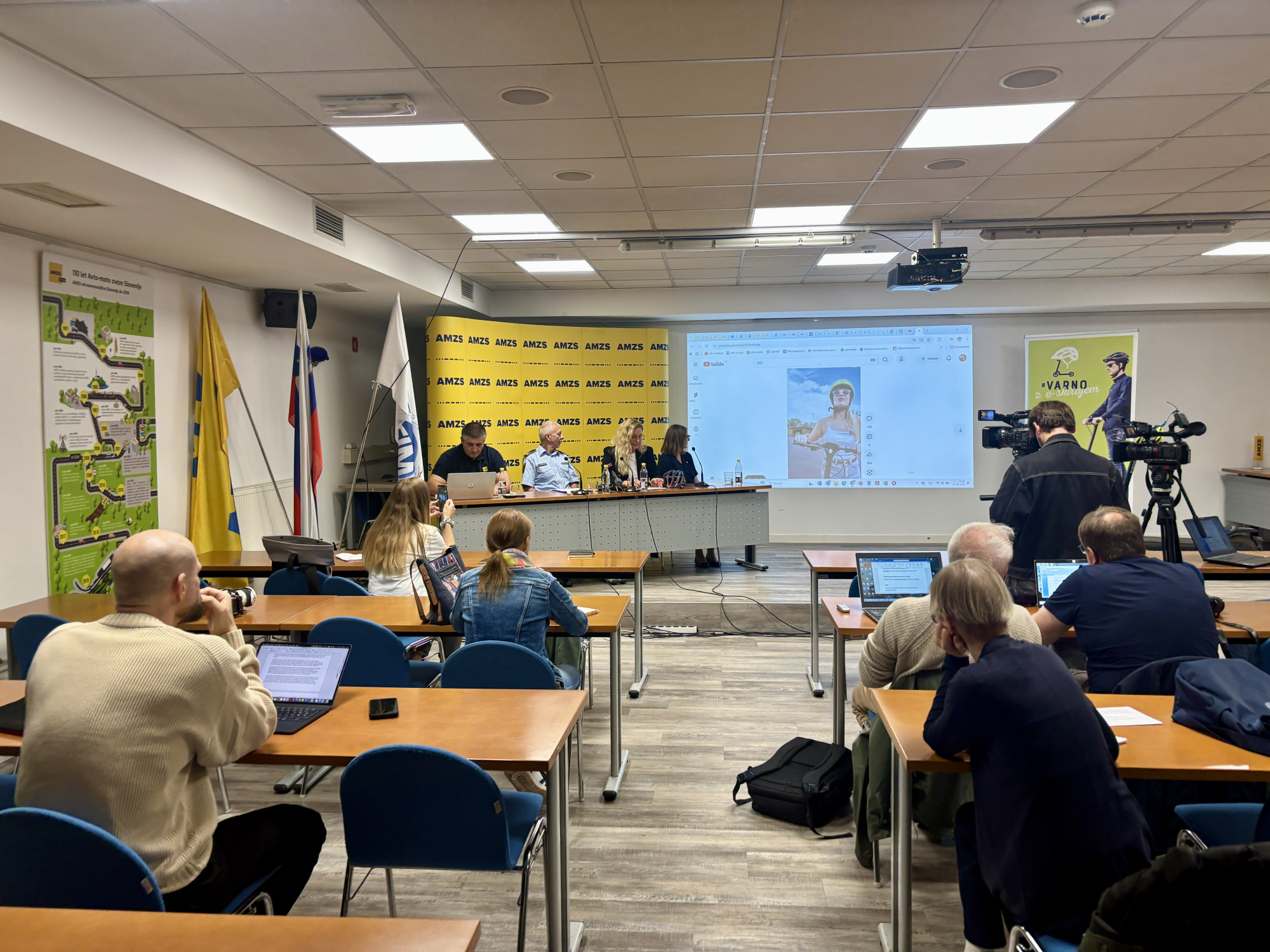 AMZS_novinarska konferenca_eskiro_3