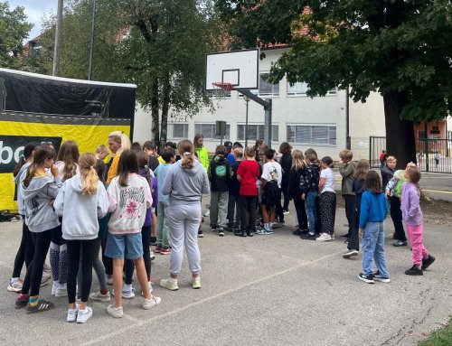 Evropski teden mobilnosti v Komendi: šolarji spoznavali prometno varnost