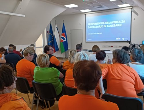 V Ribnici preventivna delavnica za starejše kolesarje in e-kolesarje